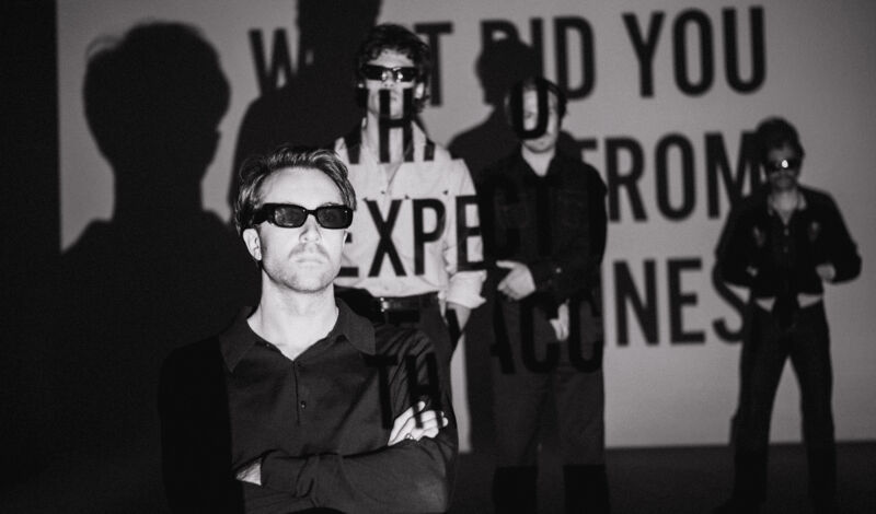 Mitglieder der britischen Indierockband The Vaccines