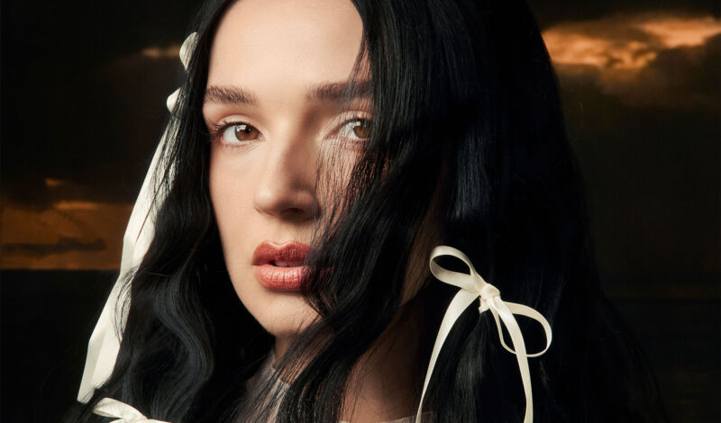 Die US-amerikanische Sängerin, Musikerin und Künstlerin Poppy