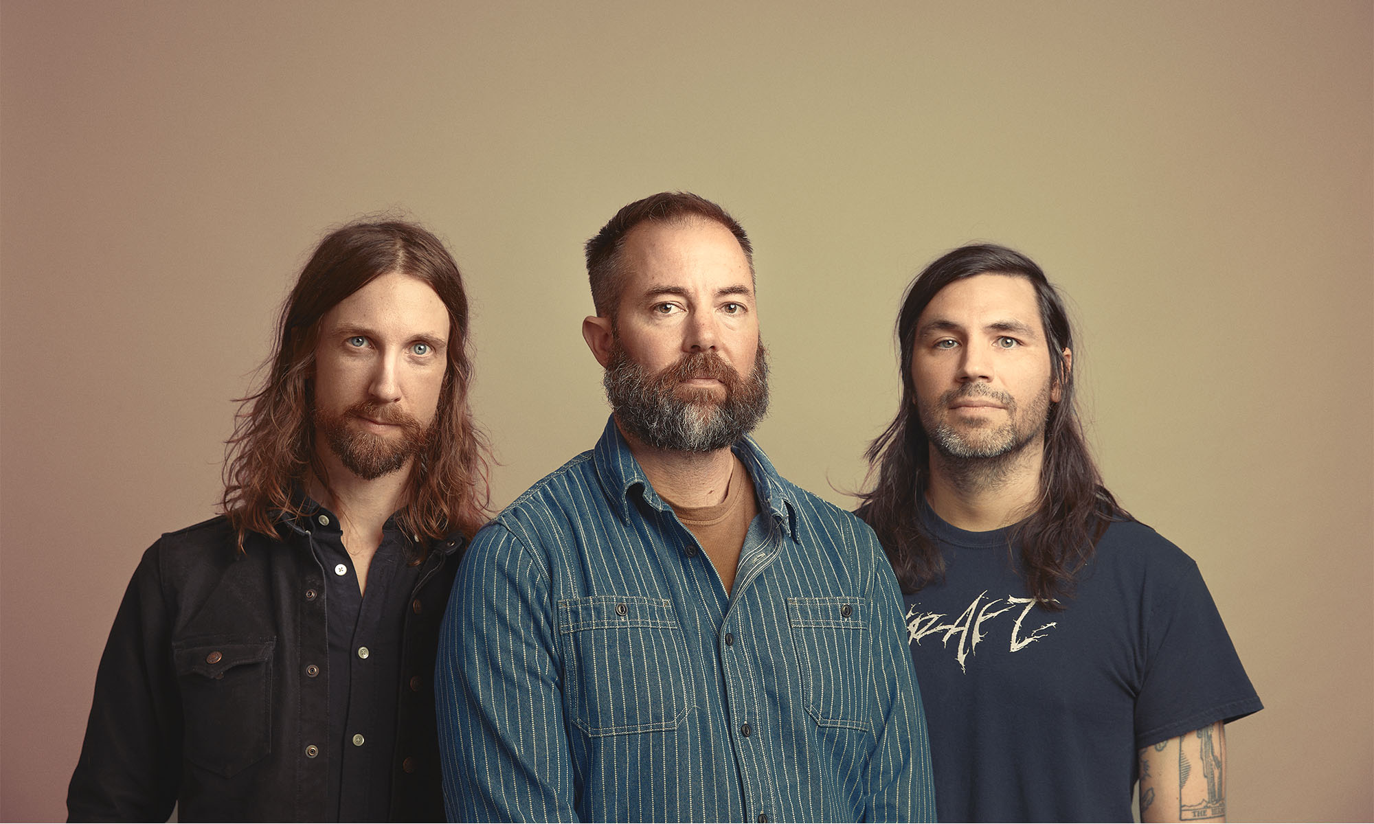 Die drei Musiker der US-amerikanischen Instrumentalrockband Russian Circles.