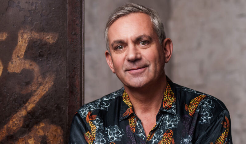 Der Autor Wladimir Kaminer im Porträt.