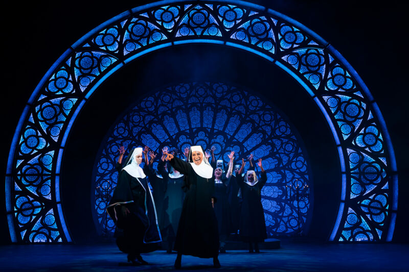 Sister Act - das himmlische Musical