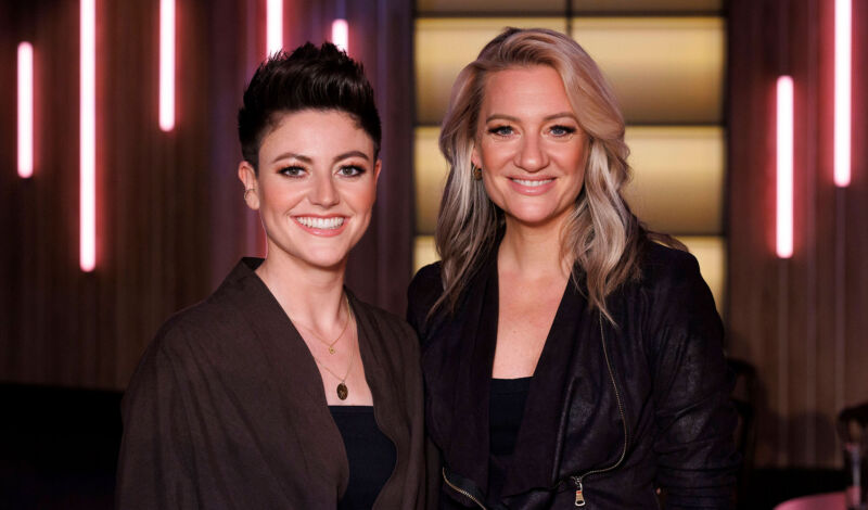 Comedienne Tahnee Schaffarczyk und Sängerin Juliette Schoppmann