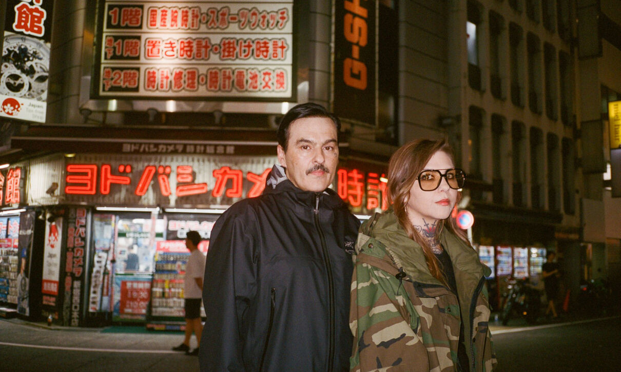 Sara Taylor und Ryan George vom EBM-Duo Youth Code.