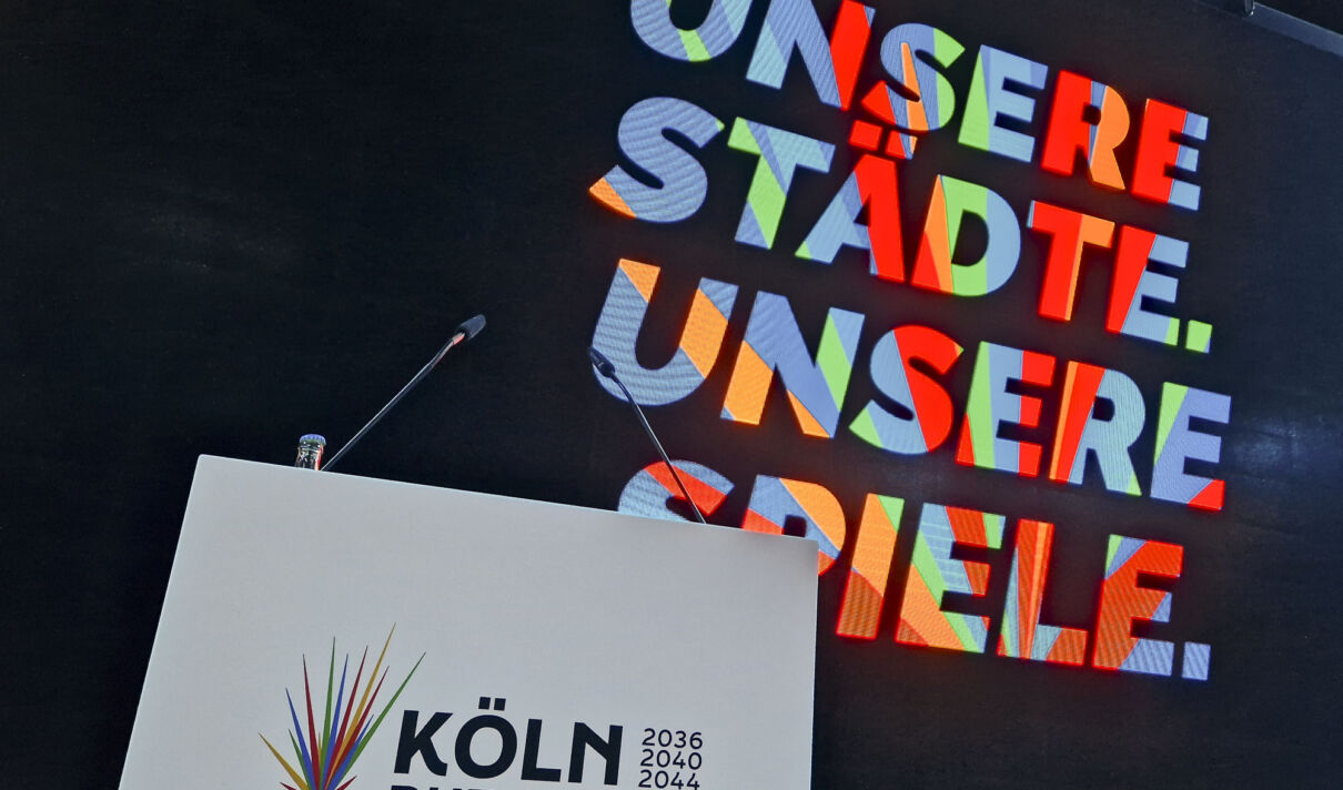 Slogan "Unsere Städte.Unsere Spiele" zur Bewerbung um die Olympischen Spiele in Köln, an Rhein und Ruhr.
