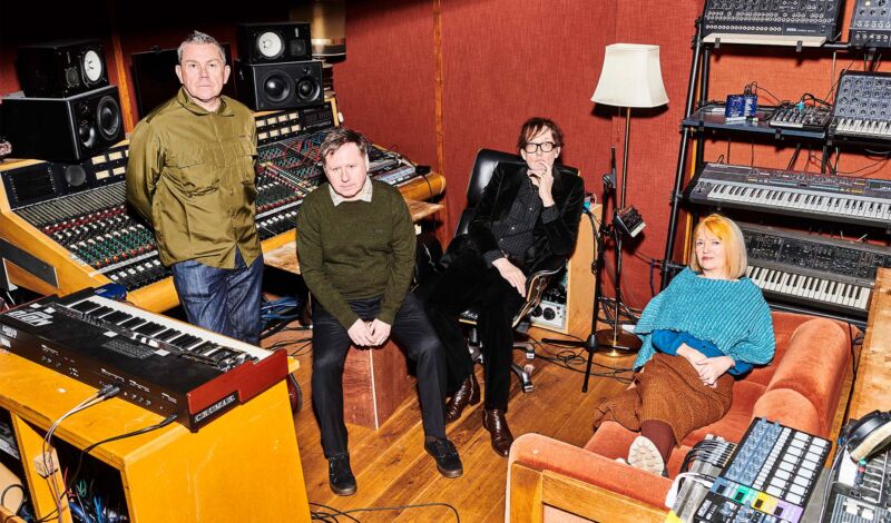 Die britische Band Pulp im Studio.