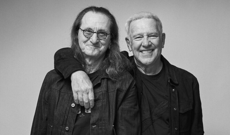 Geddy Lee (li.) und Alex Lifeson von der kanadischen Rockband Rush.