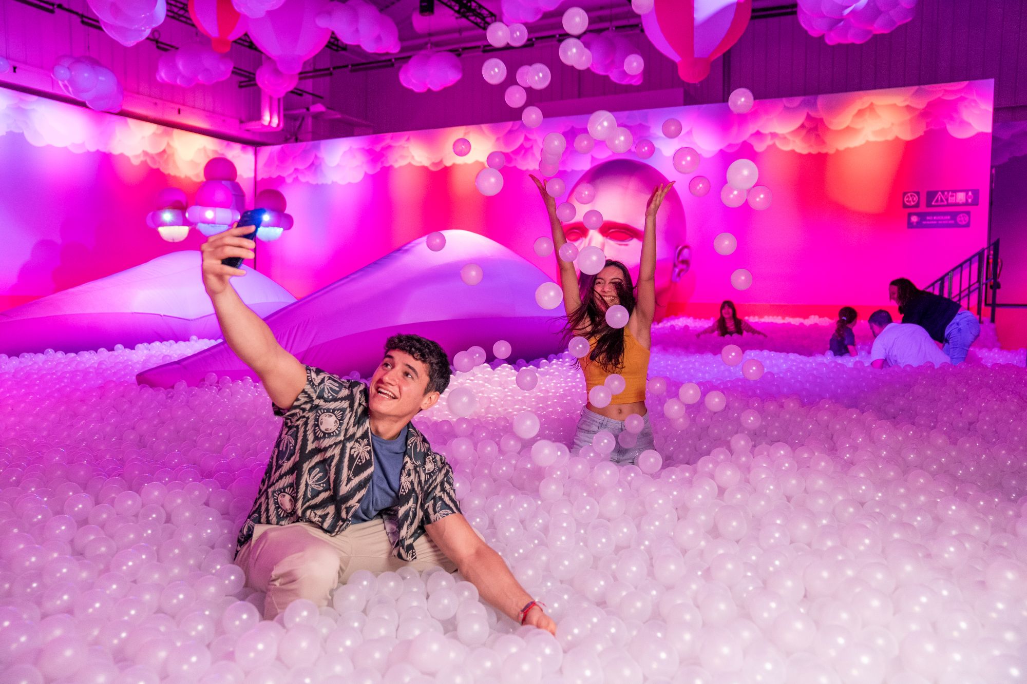 Bubble Planet Ausstellung