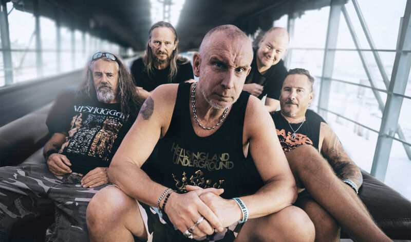 Die schweidsche Crossoverband Clawfinger.