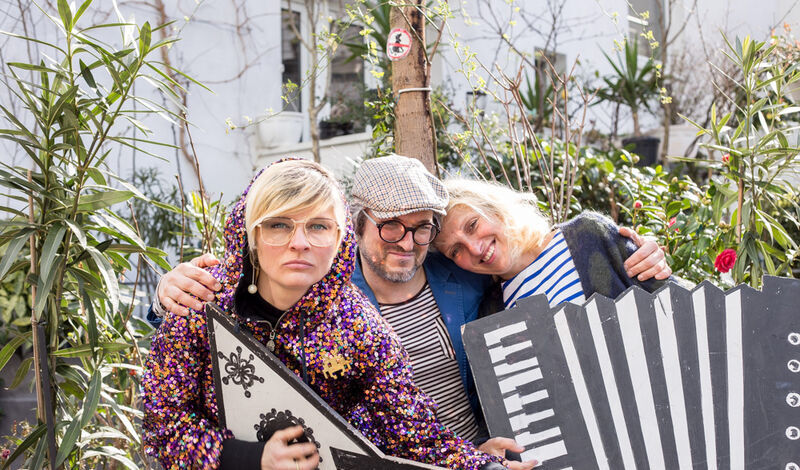 Kompott Magic Carpet Party