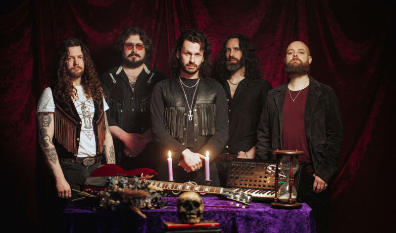 Die fünf Musiker der Londoner Heavy-Rock-Band Green Lung.