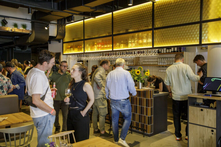 Das Brauhaus Marie & Johann an der Aachener Straße von innen.