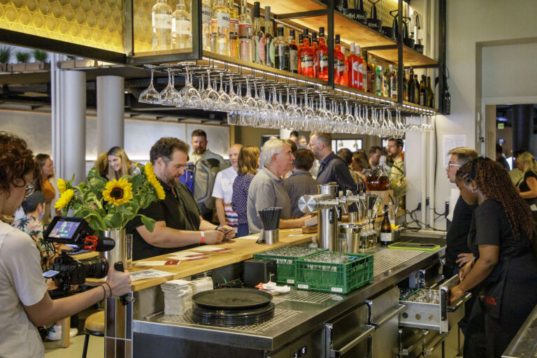Das Brauhaus Marie & Johann an der Aachener Straße von innen.