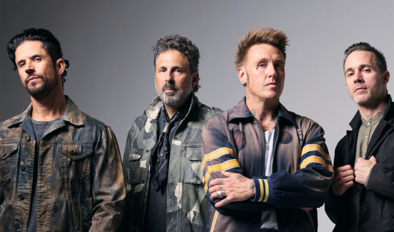 Die vier Musiker der US-amerikanischen Rockband Papa Roach