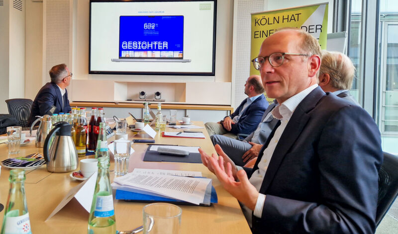 Timo von Lepel, Geschäftsführer von NetCologne, auf der Pressekonferenz zu "Köln kann Zukunft"